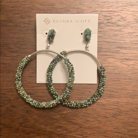 Kendra Scott Earrings - Picture 2 of 2